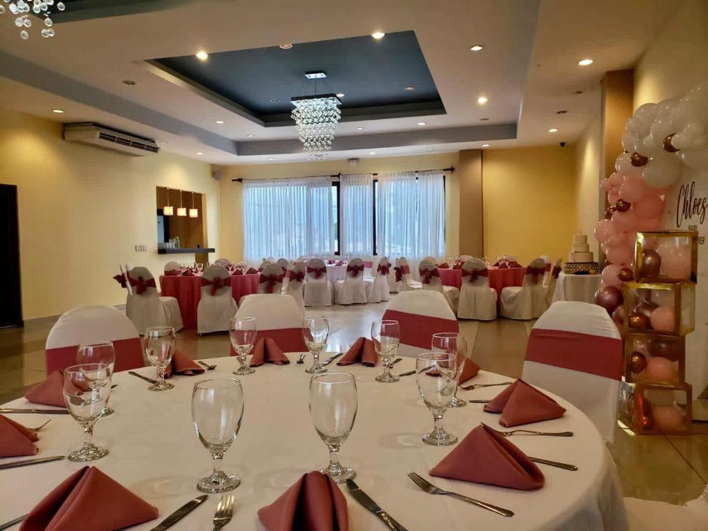 Hotel Primavera Boutique Сан-Педро-Сула Екстер'єр фото